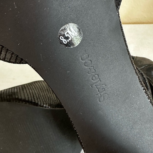 New Style&Co. Black Reptile Texture Ankle Strap Gigh Heel Sandals Women’s 8.5M - Picture 9 of 10